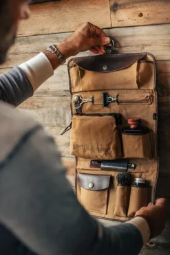 &Sons Essentials Toilet Bag Tan