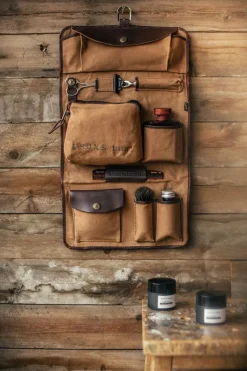 &Sons Essentials Toilet Bag Tan
