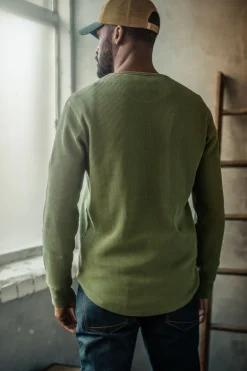 &Sons Glen Pocket Waffle Crew Surplus Green