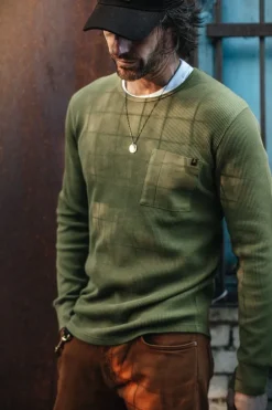 &Sons Glen Pocket Waffle Crew Surplus Green