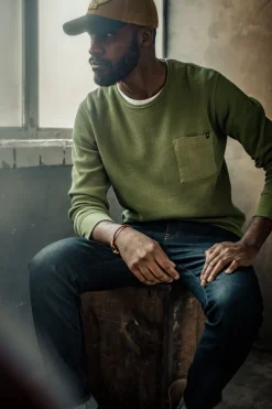 &Sons Glen Pocket Waffle Crew Surplus Green