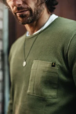 &Sons Glen Pocket Waffle Crew Surplus Green