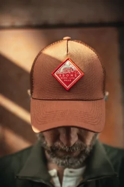 Trucker Badge Cap Rust Tan