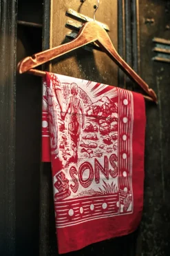 Woodcut Bandana Red